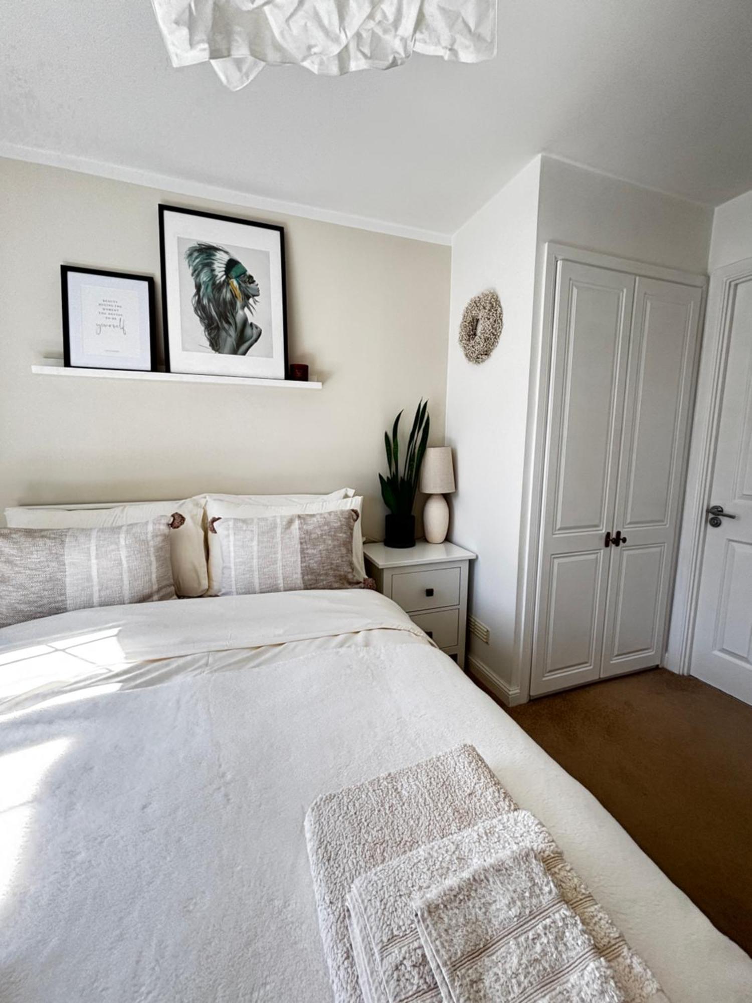 Delux Room With Private Parking, Sleeps 2, Perfect For Cotswold Getaway, Easy A419 Access Blunsdon Exterior photo